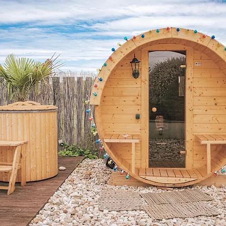 빌라 Holiday, Party And Relax