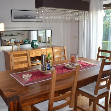 Holiday, Party And Relax Villa *