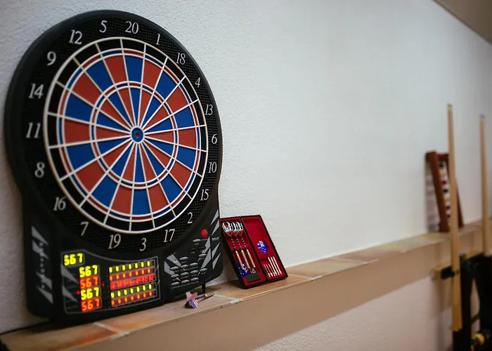 Willa Holiday, Party And Relax Kurimske Jestrabi