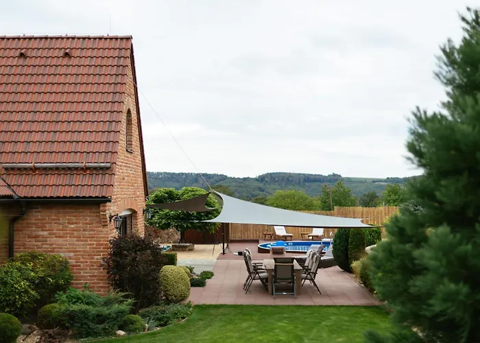 Holiday, Party And Relax * Kurimske Jestrabi